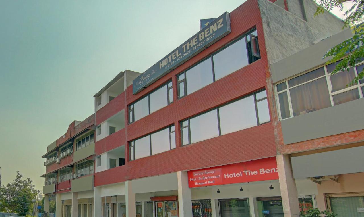 Hotel Treebo Trend Benz Chandīgarh Exterior foto
