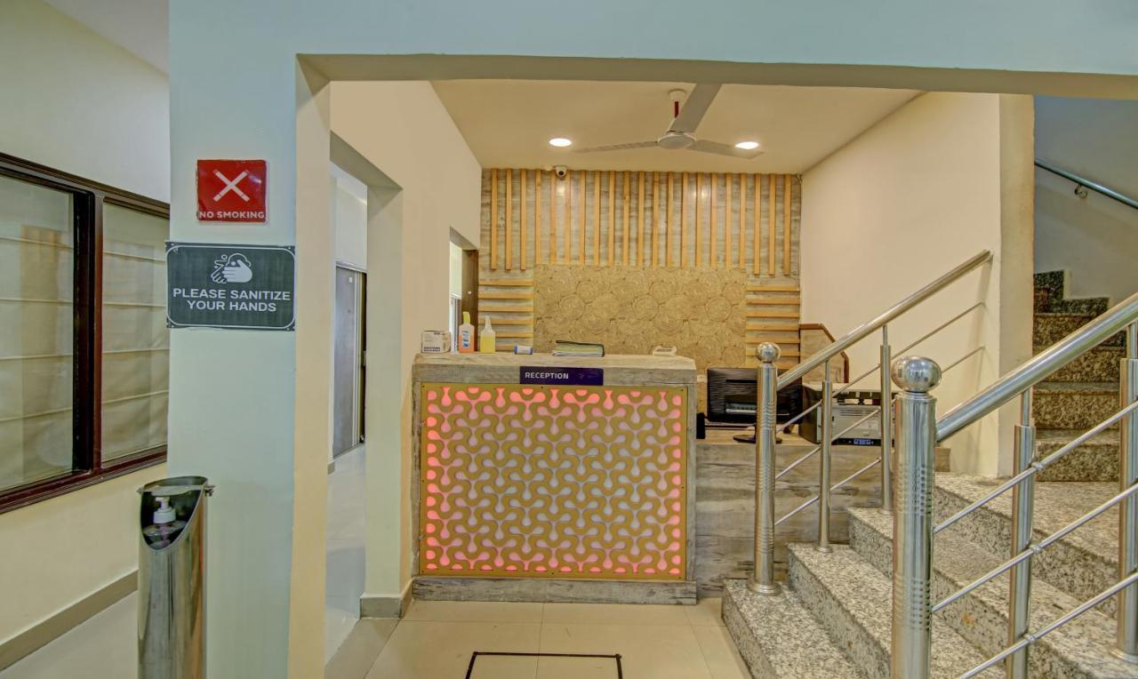 Hotel Treebo Trend Benz Chandīgarh Exterior foto