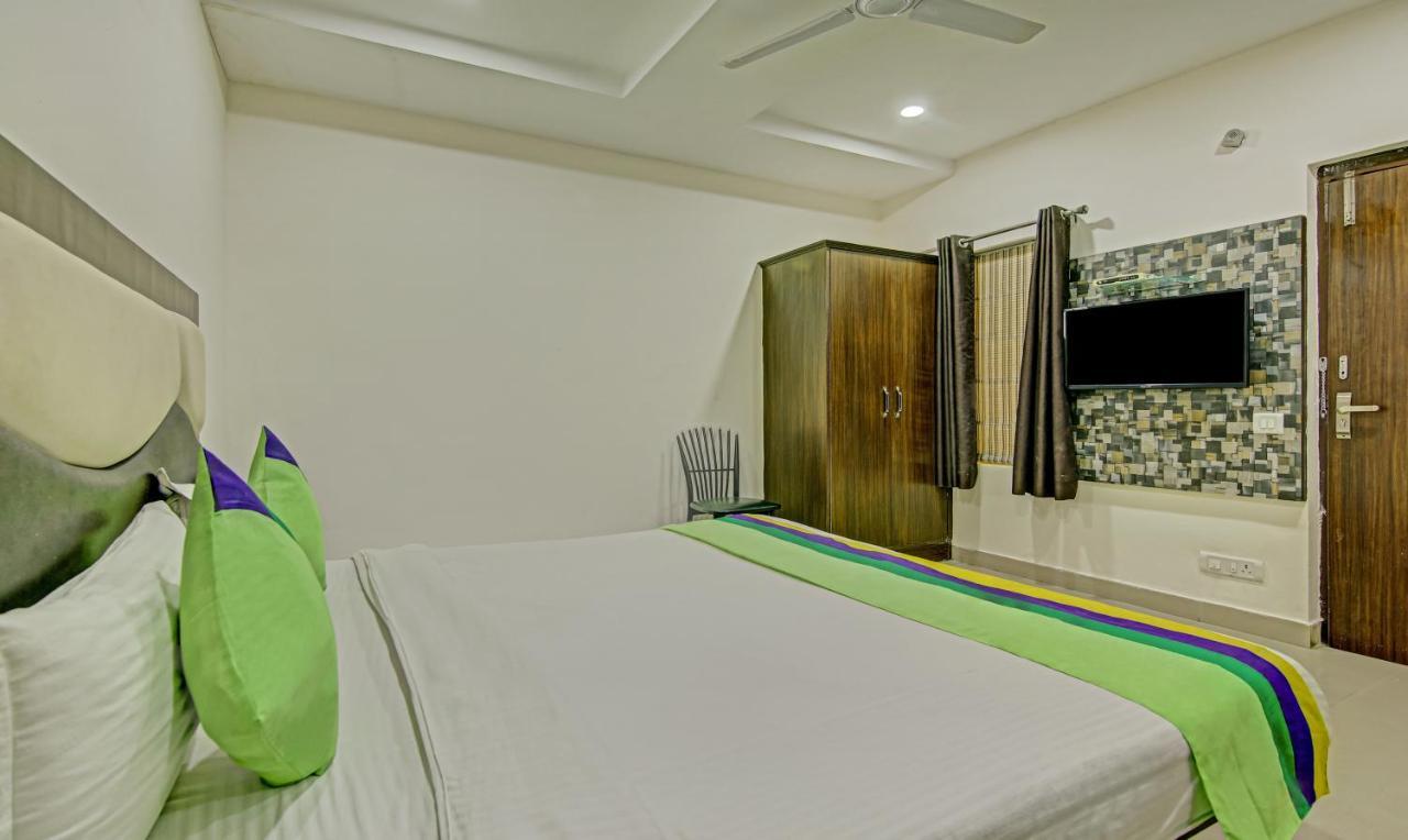 Hotel Treebo Trend Benz Chandīgarh Exterior foto
