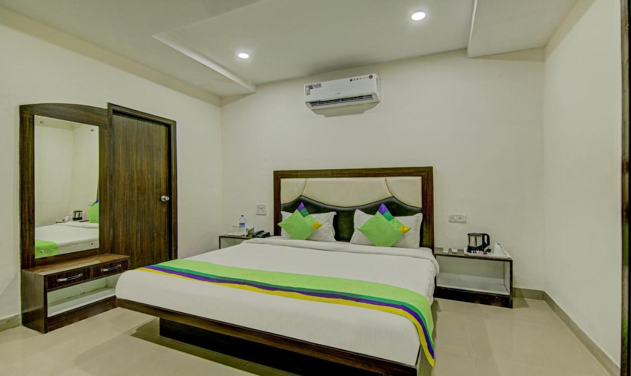 Hotel Treebo Trend Benz Chandīgarh Exterior foto