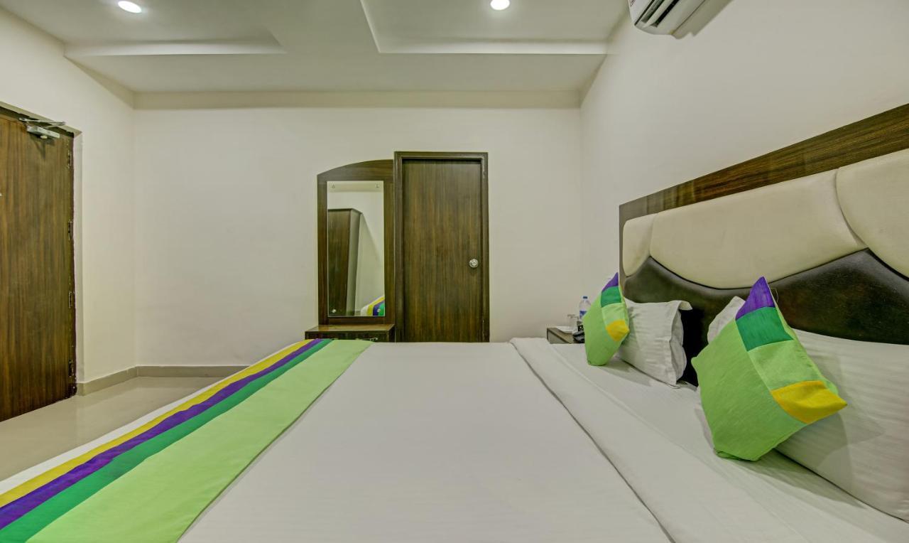 Hotel Treebo Trend Benz Chandīgarh Exterior foto